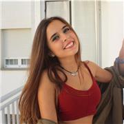 Profesora de catalán imparte clases para todas las edades